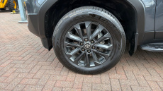 Toyota Land Cruiser 2.8 D-4D 204 Invincible 5dr Auto [7 Seat] Diesel Station Wagon